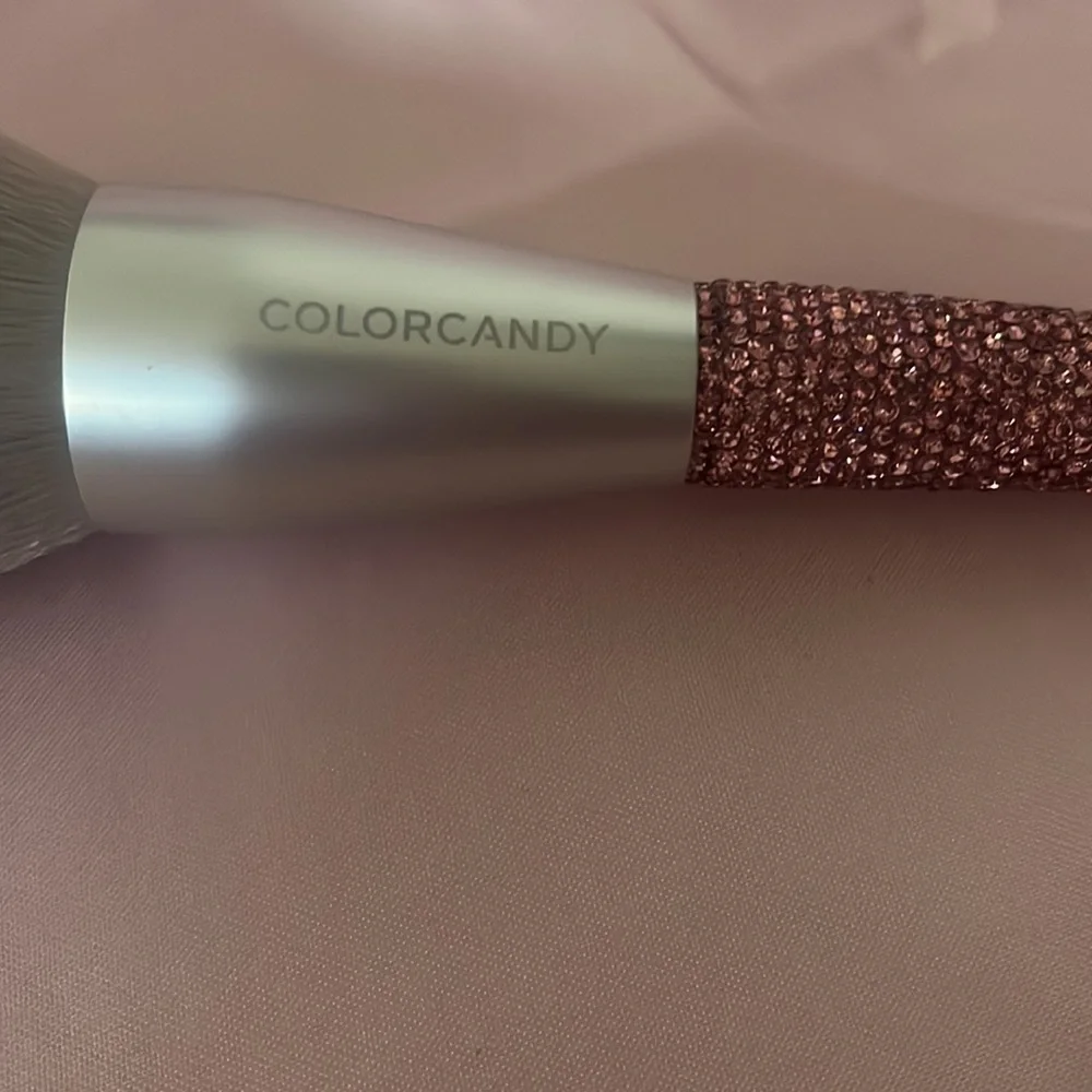 Brand new ColorCandy Bedazzled Pink All Over Powder Makeup Brush